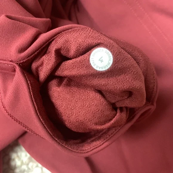Lululemon Burgundy Leggings Size 4 - Picture 7 of 7